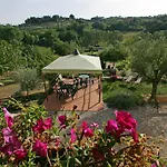 Podere Il Pero 4*