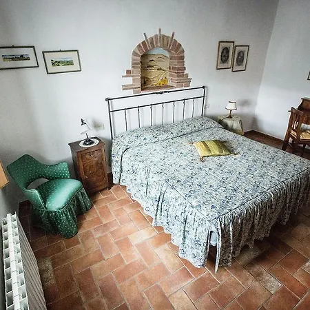 Podere Il Pero 4*
