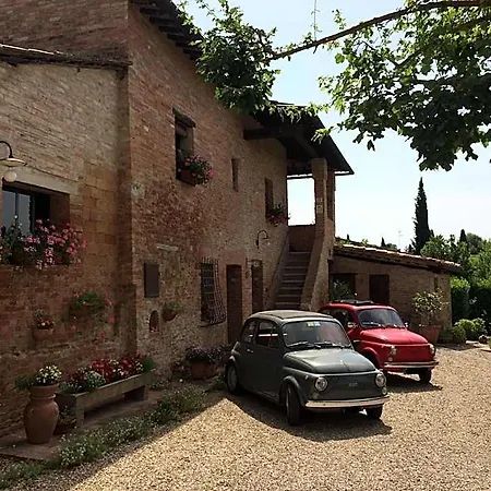 Podere Il Pero Nocleg ze śniadaniem Siena