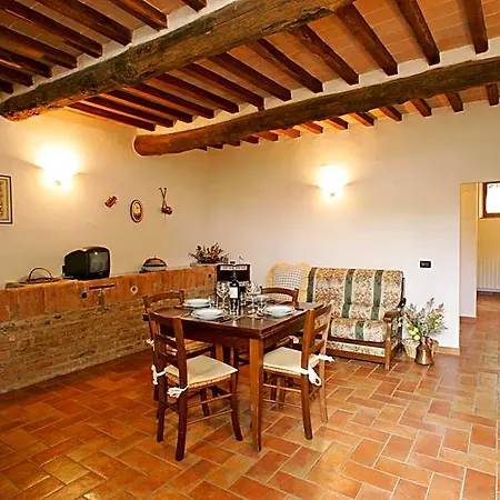 Podere Il Pero 4*